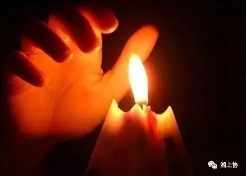為四川、新疆震區同胞祈禱！